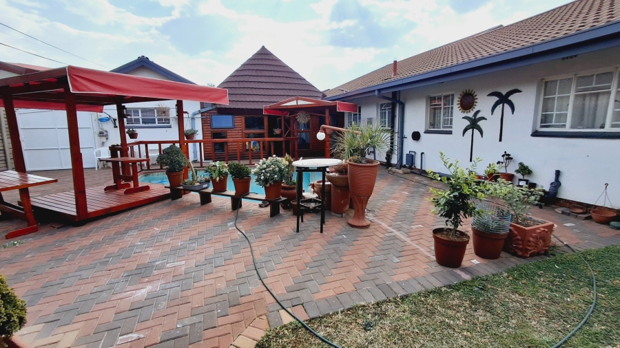 3 Bedroom Property for Sale in Vaalpark Free State
